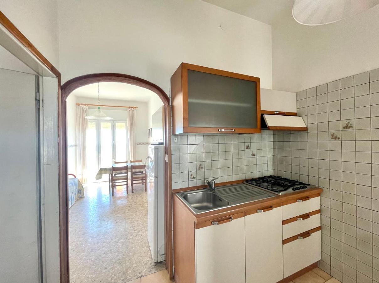 Villa Fronte Mare-Carraro Immobiliare Jesolo - Family Apartments Buitenkant foto