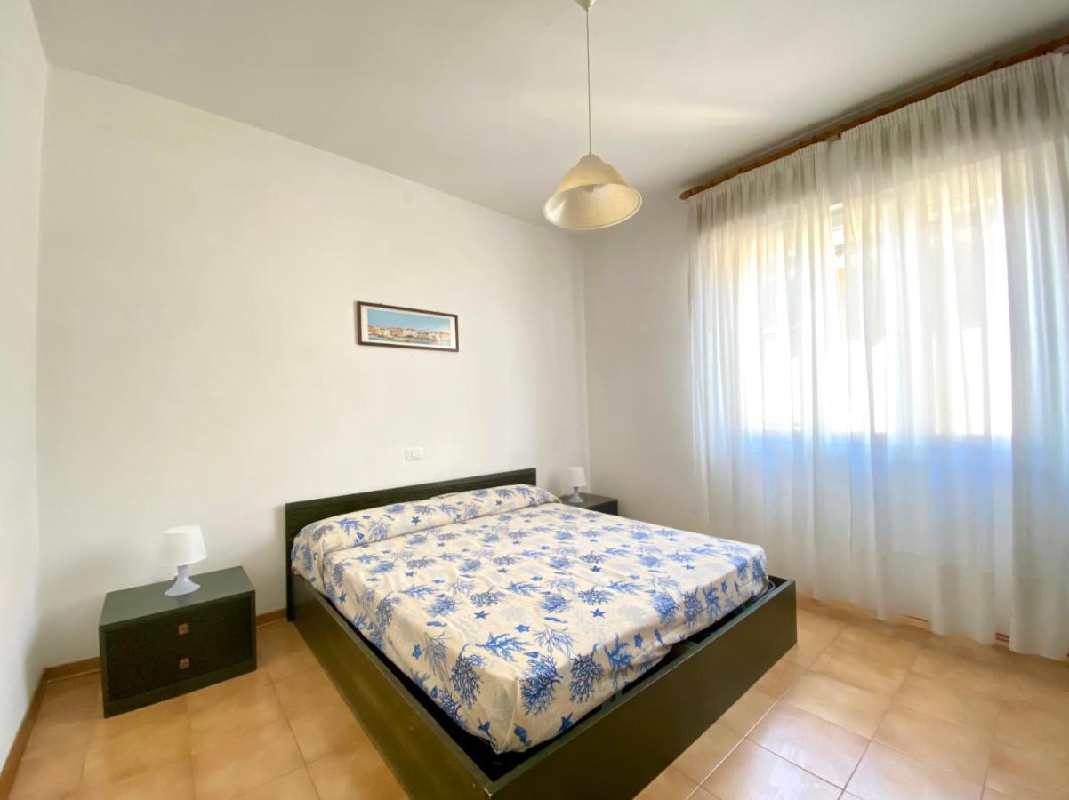 Villa Fronte Mare-Carraro Immobiliare Jesolo - Family Apartments Buitenkant foto