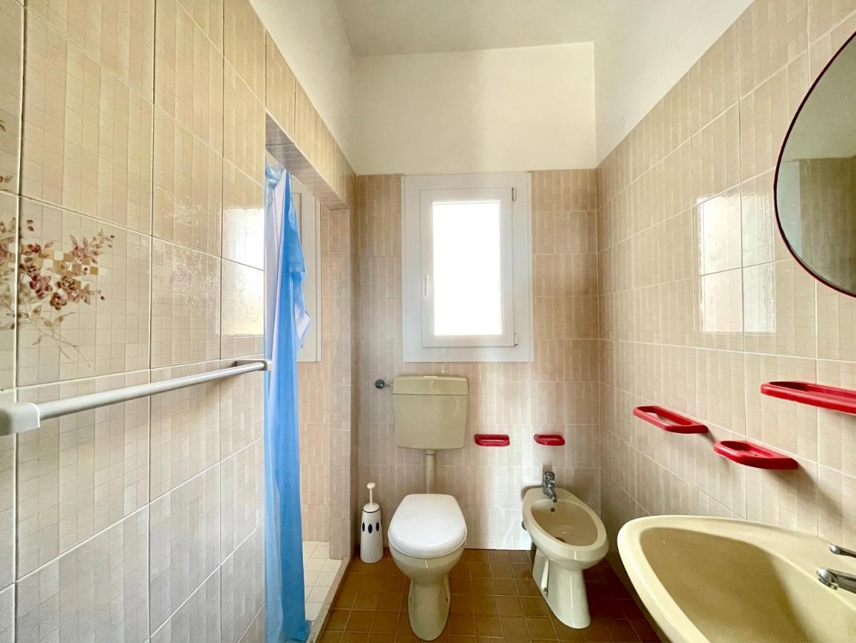 Villa Fronte Mare-Carraro Immobiliare Jesolo - Family Apartments Buitenkant foto