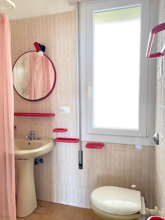Villa Fronte Mare-Carraro Immobiliare Jesolo - Family Apartments Buitenkant foto