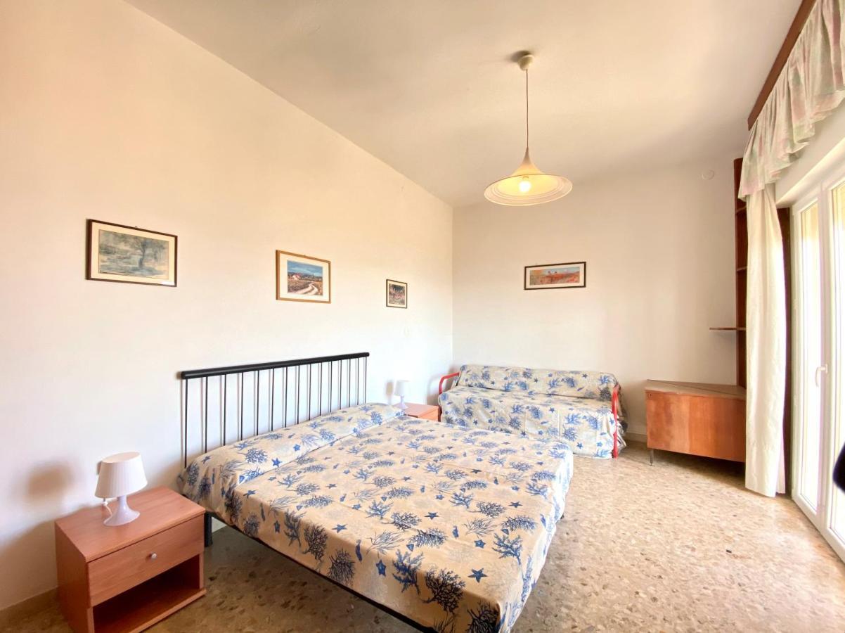Villa Fronte Mare-Carraro Immobiliare Jesolo - Family Apartments Buitenkant foto
